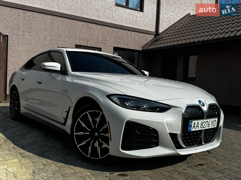 BMW i4 2023