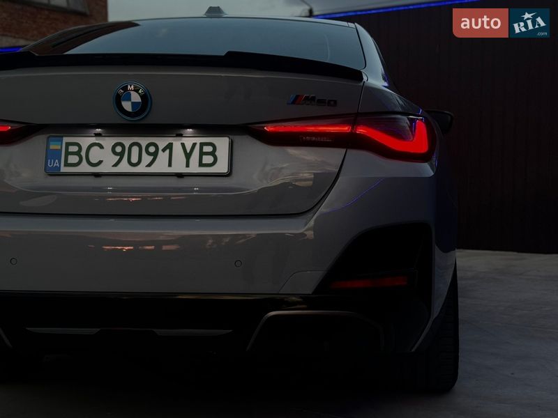 Купе BMW i4 2022 в Львове