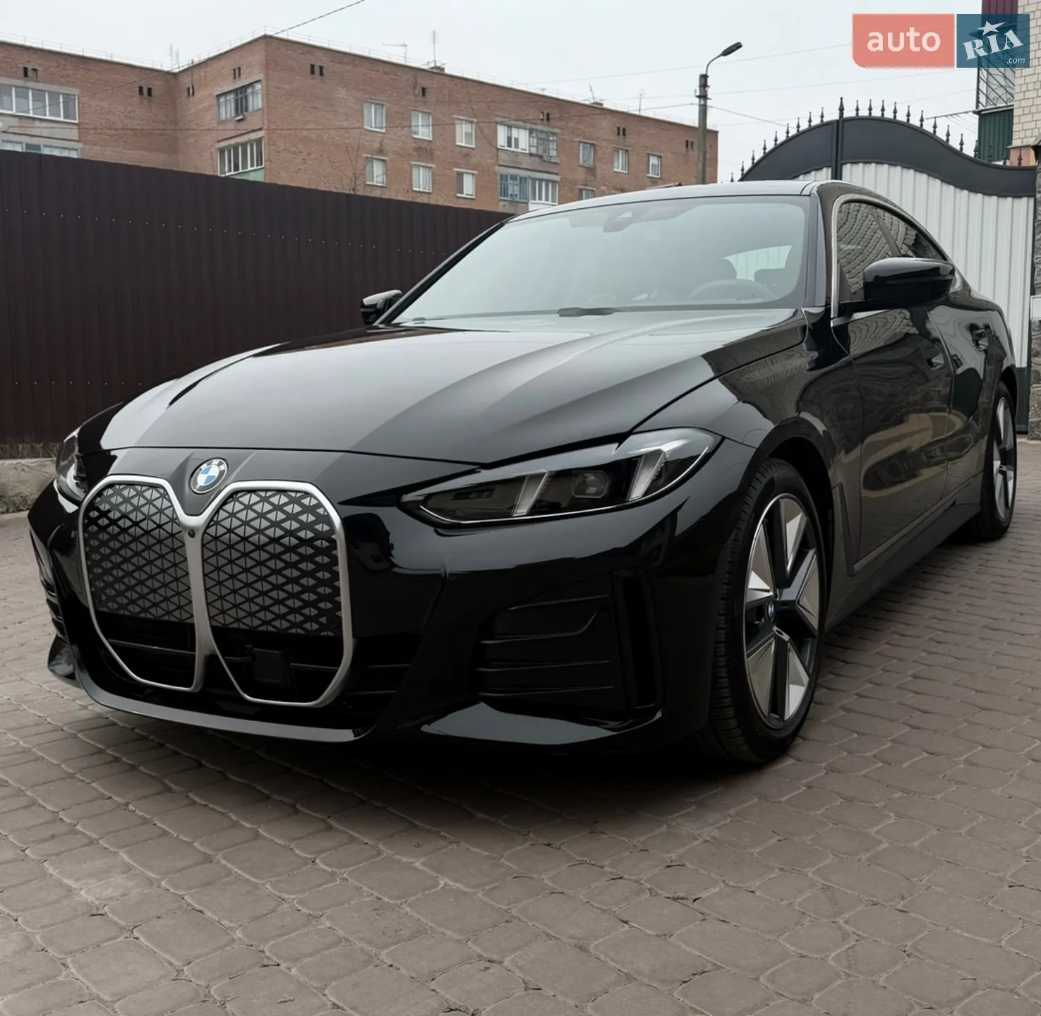 2024 BMW i4 - фото 1