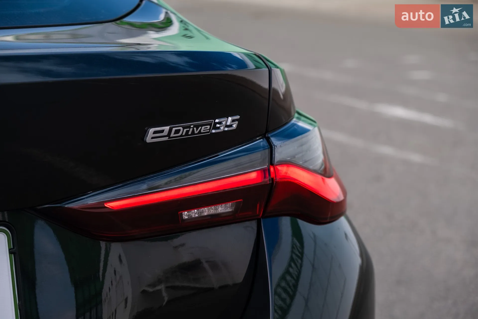 2023 BMW i4 - мініатюра 7