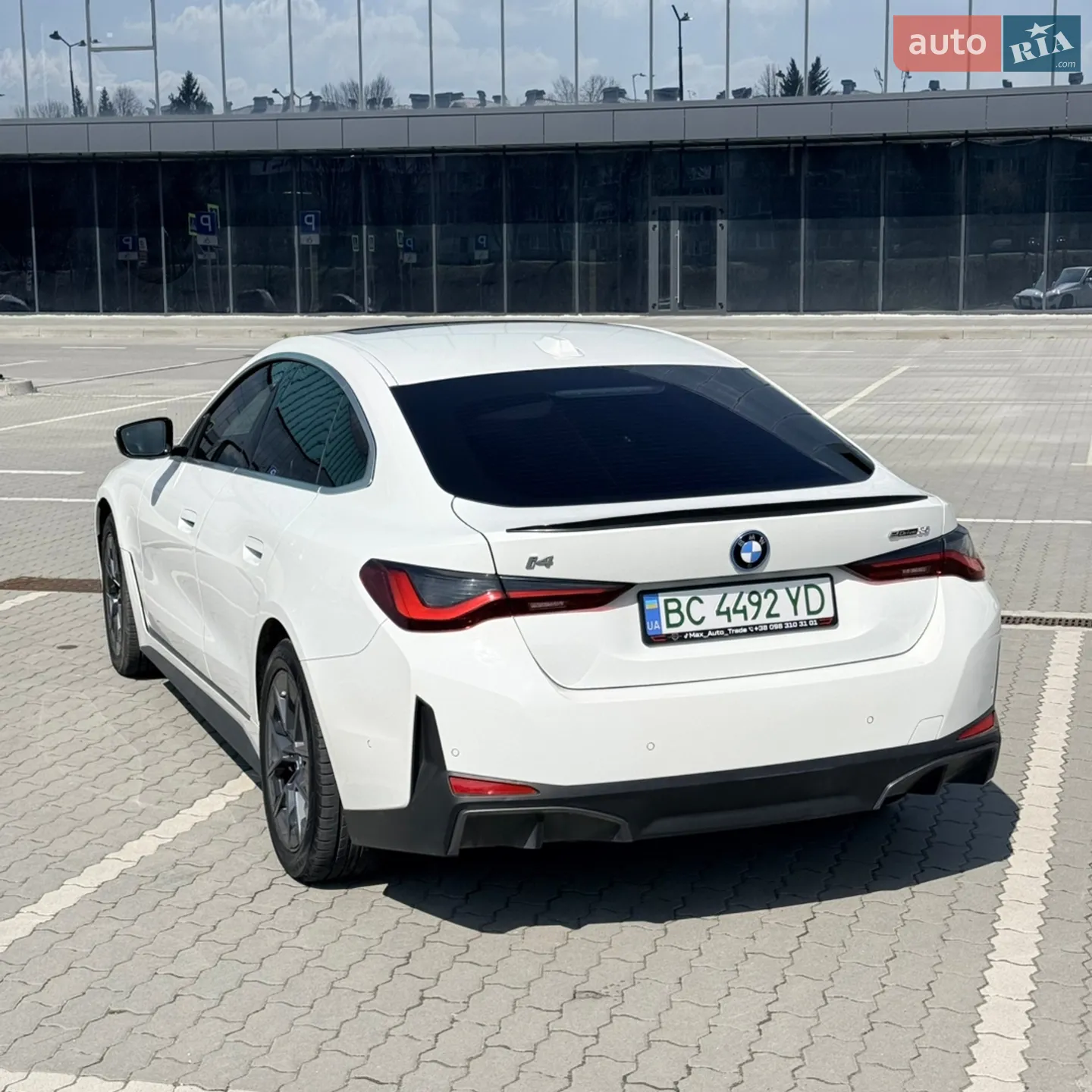 2024 BMW i4 - мініатюра 8