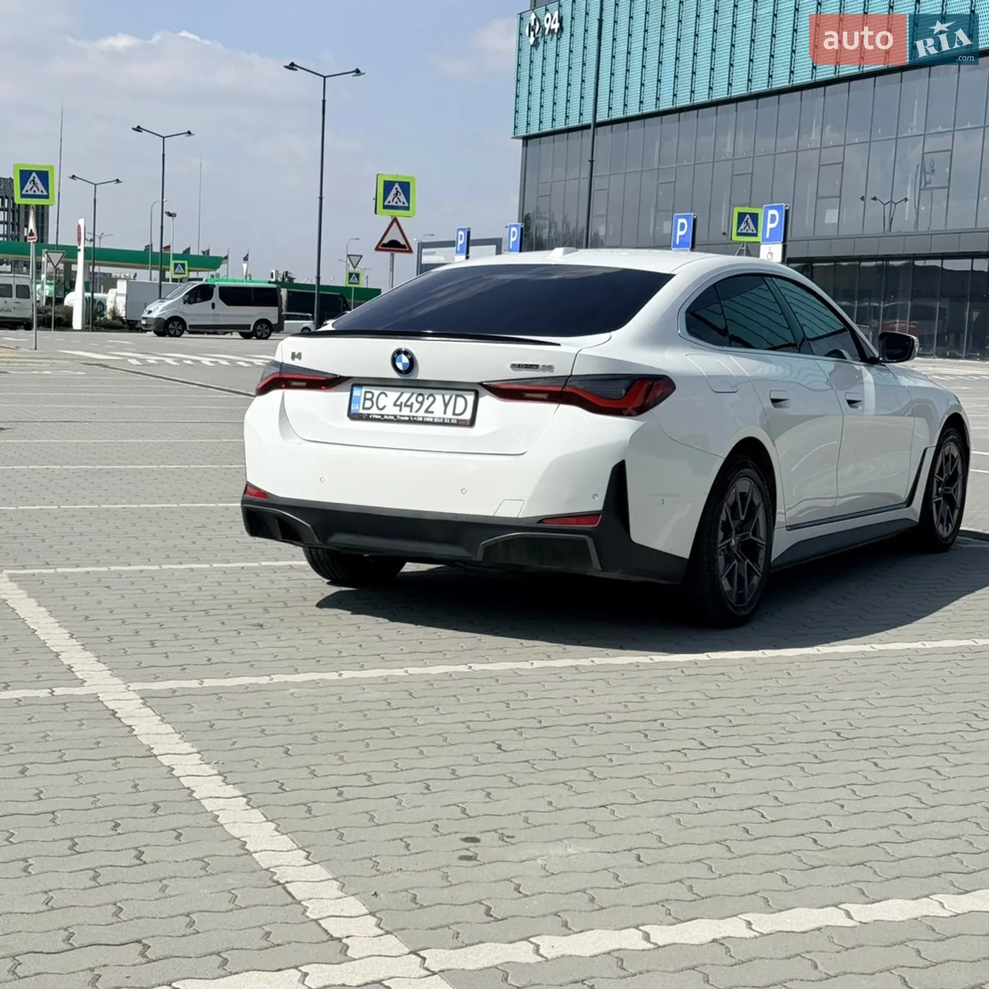 2024 BMW i4 - мініатюра 18