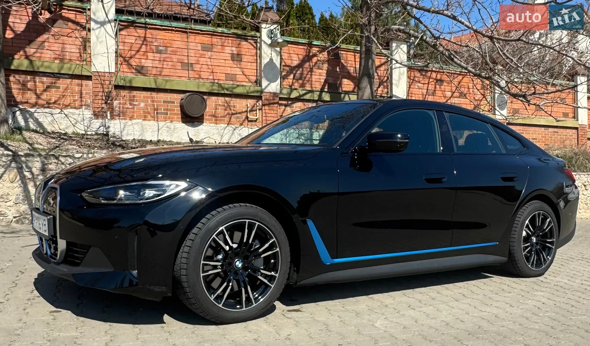 2023 BMW i4 - фото 1