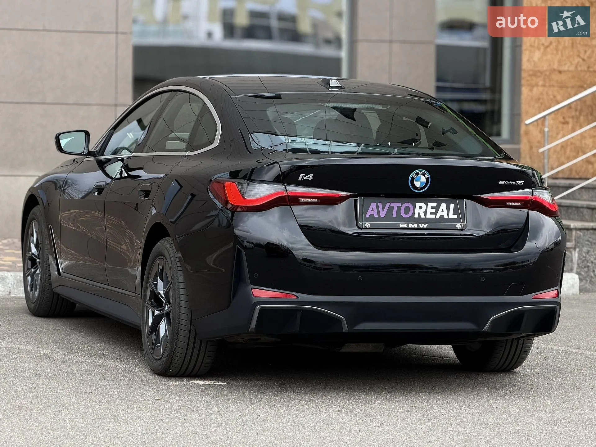 2023 BMW i4 - мініатюра 36