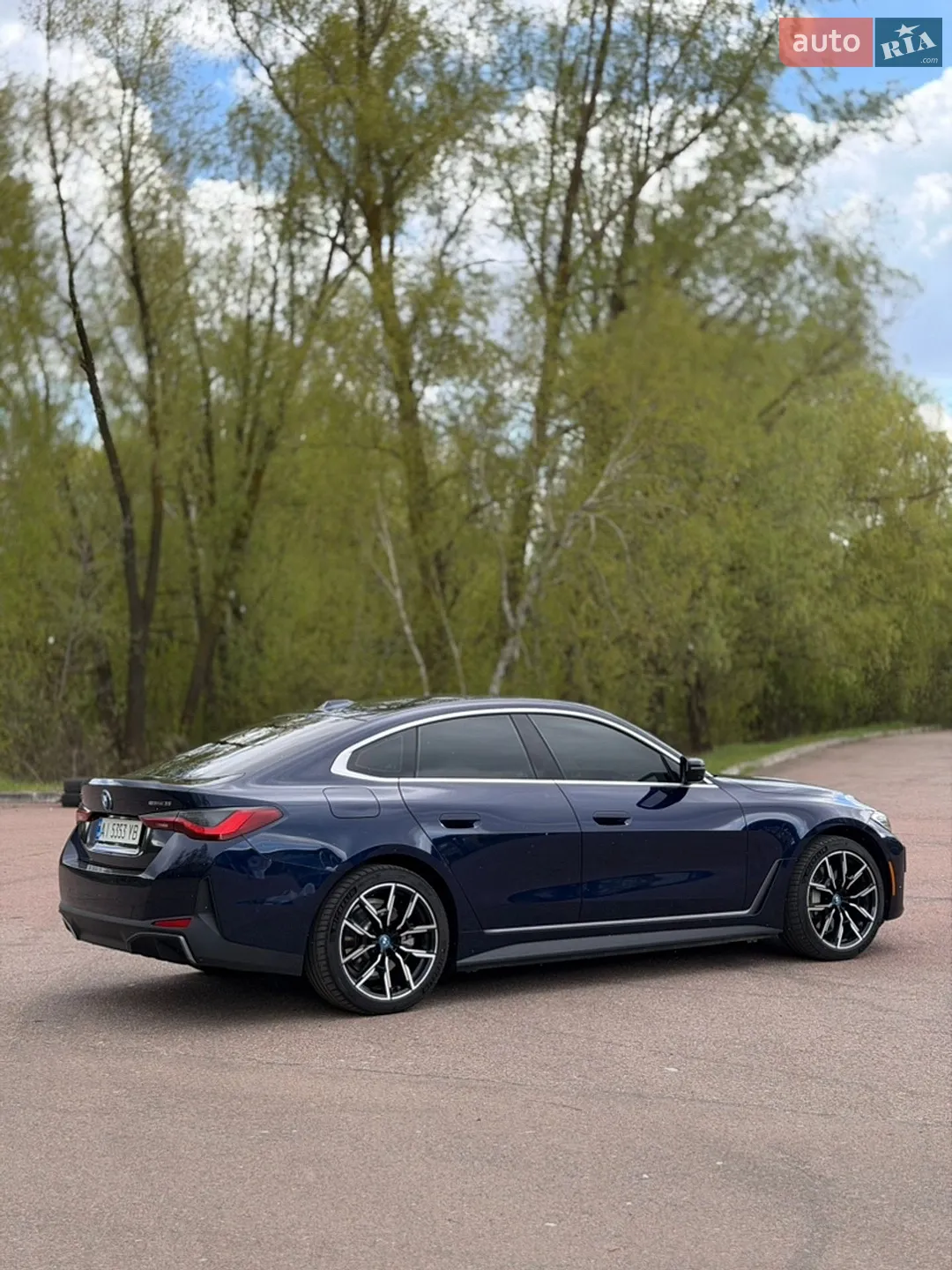 2024 BMW i4 - мініатюра 3