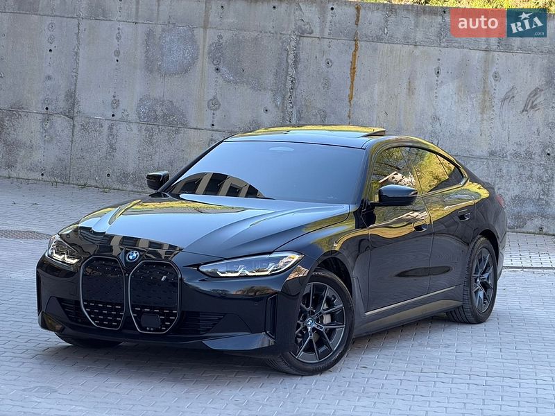 BMW i4 2023