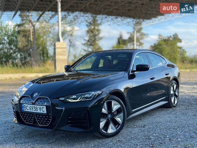 Купе BMW i4 2024 в Самборе