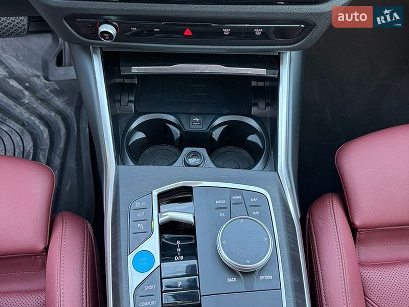 Купе BMW i4 2024 в Самборе