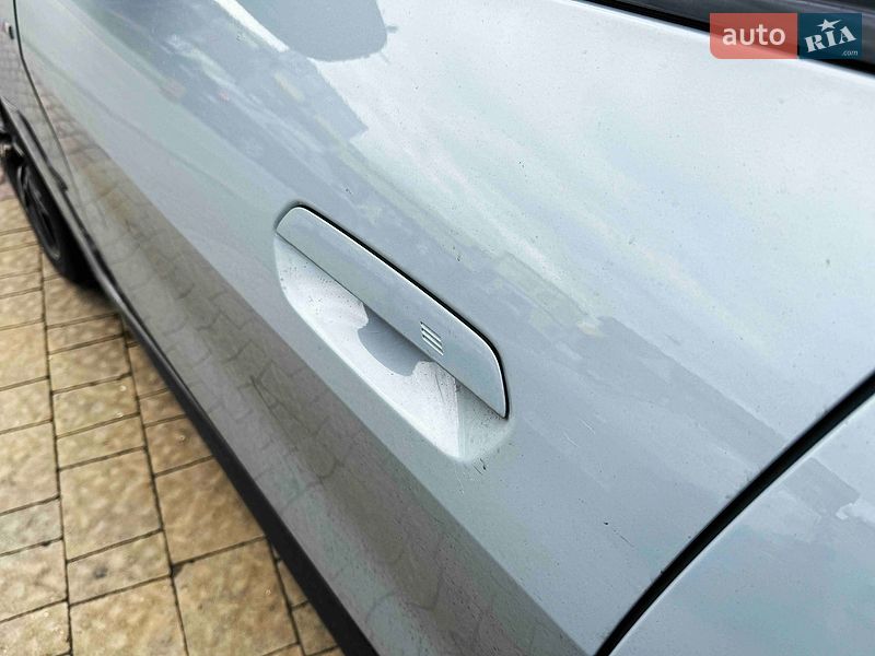 Купе BMW i4 2023 в Львове