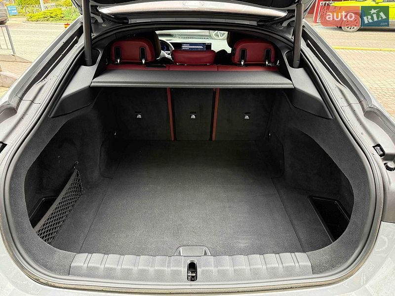 Купе BMW i4 2023 в Львове