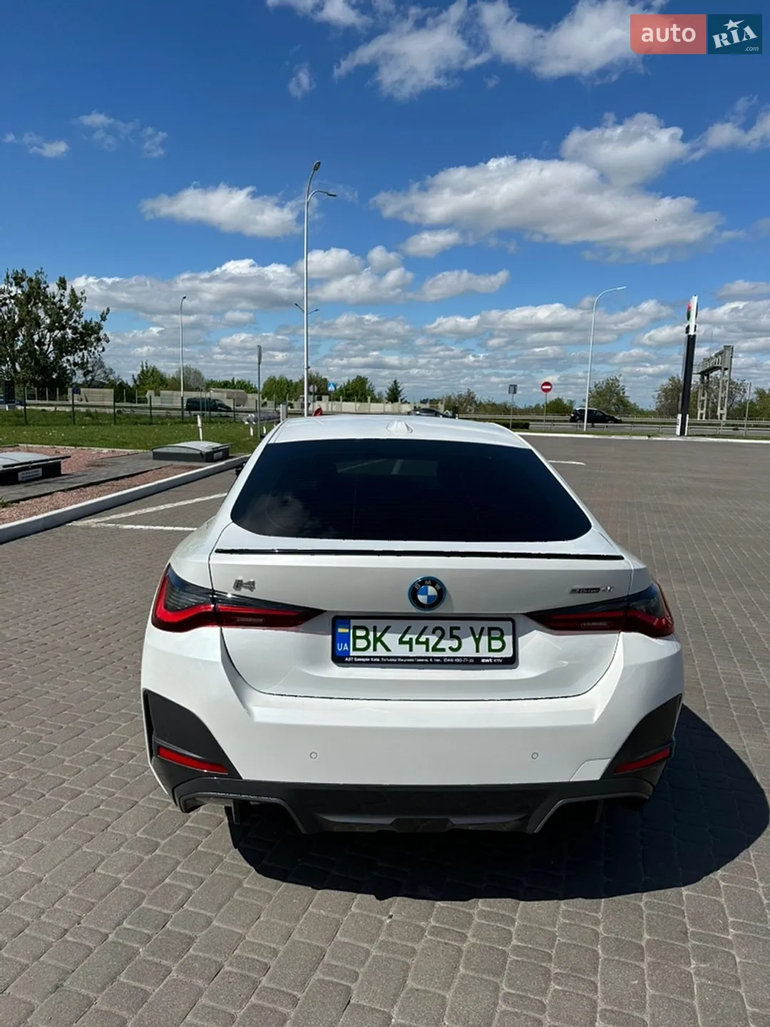 2023 BMW i4 - мініатюра 13