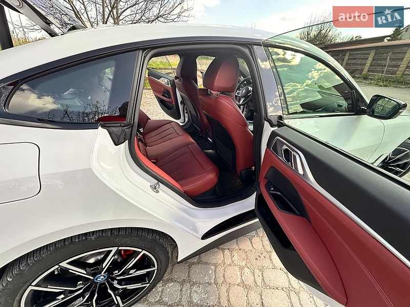 Купе BMW i4 2023 в Ровно