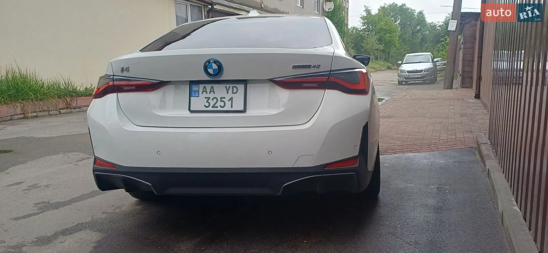 2023 BMW i4 - мініатюра 7