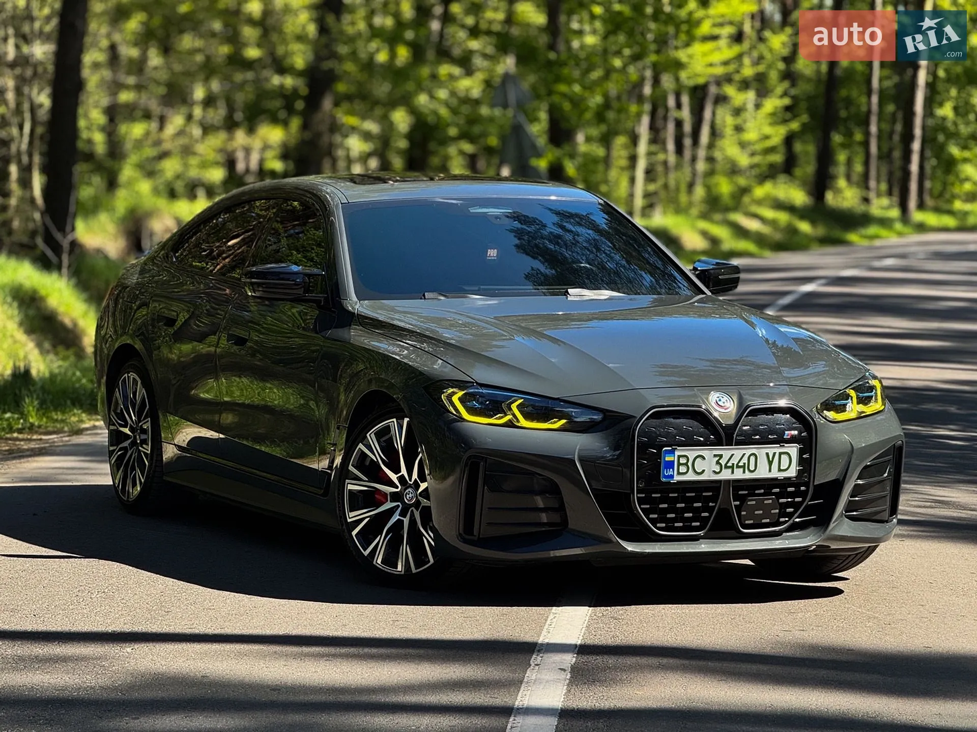 2022 BMW i4 - фото 1
