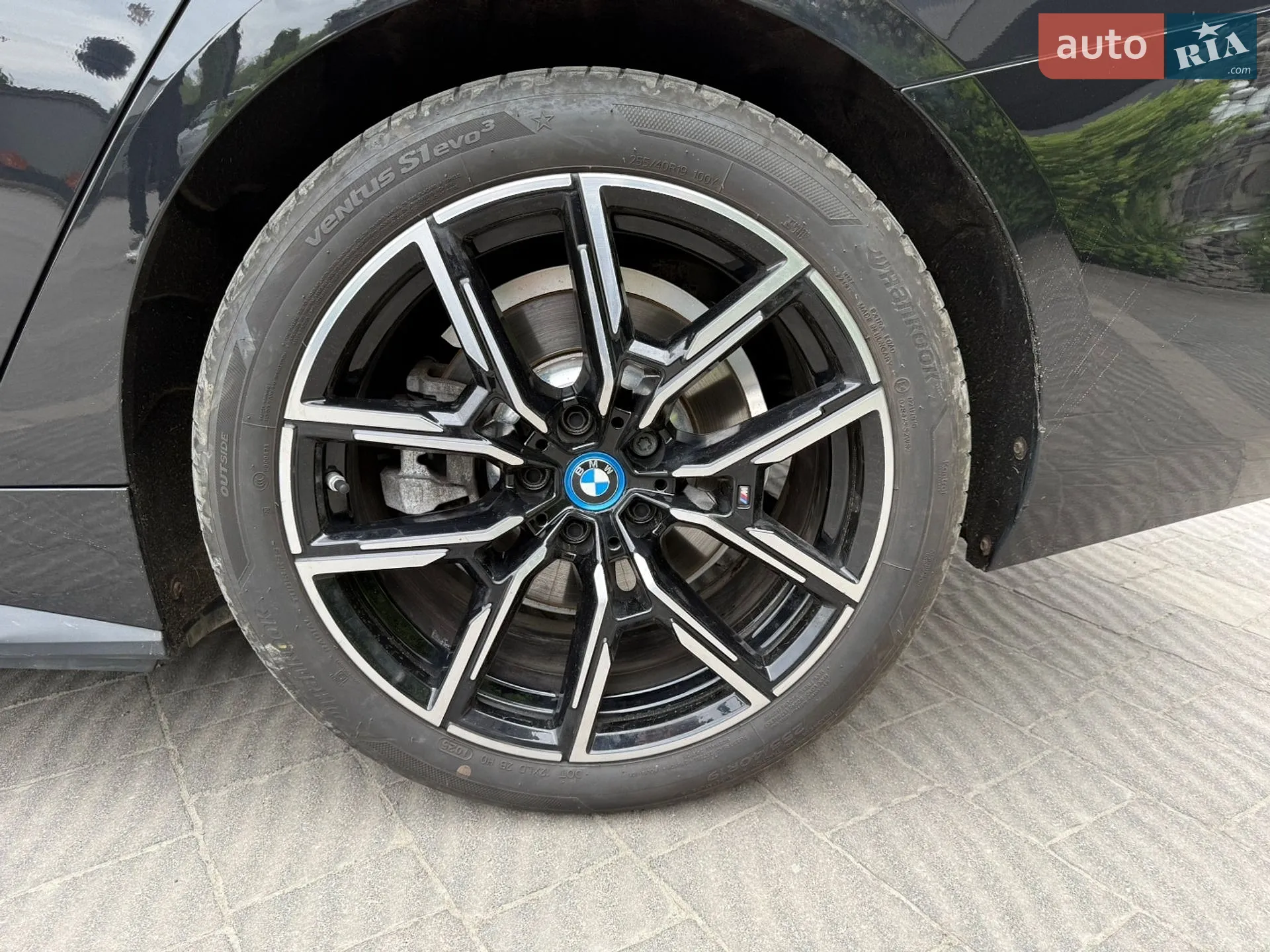 2023 BMW i4 - мініатюра 23