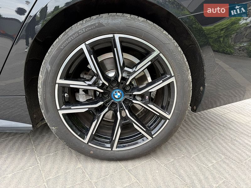 Купе BMW i4 2023 в Стрые