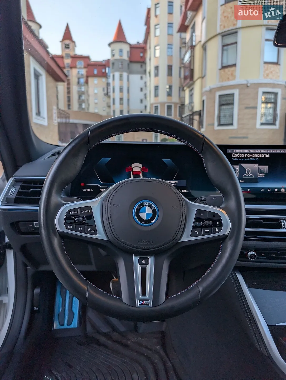 2023 BMW i4 - мініатюра 23