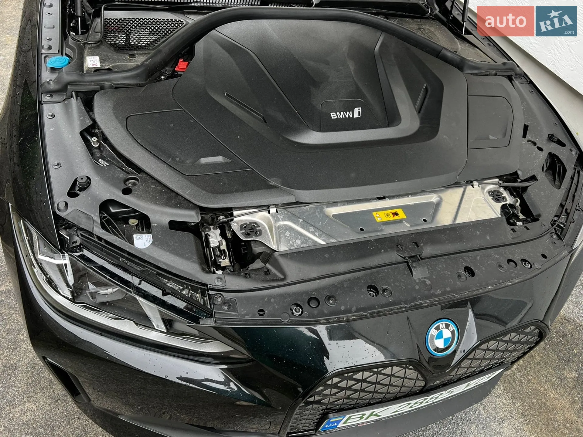 2025 BMW i4 - мініатюра 26