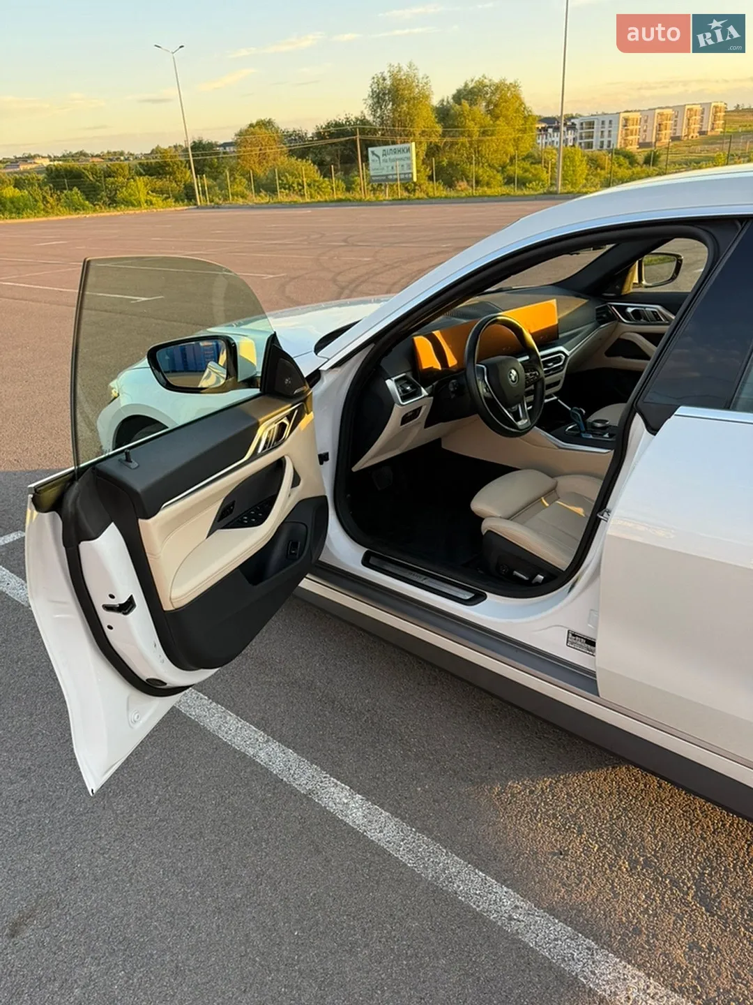 2022 BMW i4 - мініатюра 32