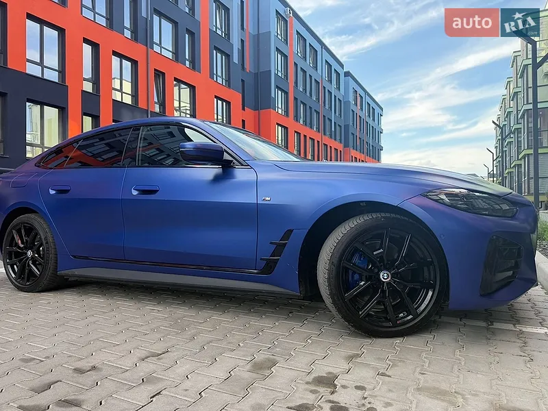 BMW i4 2023