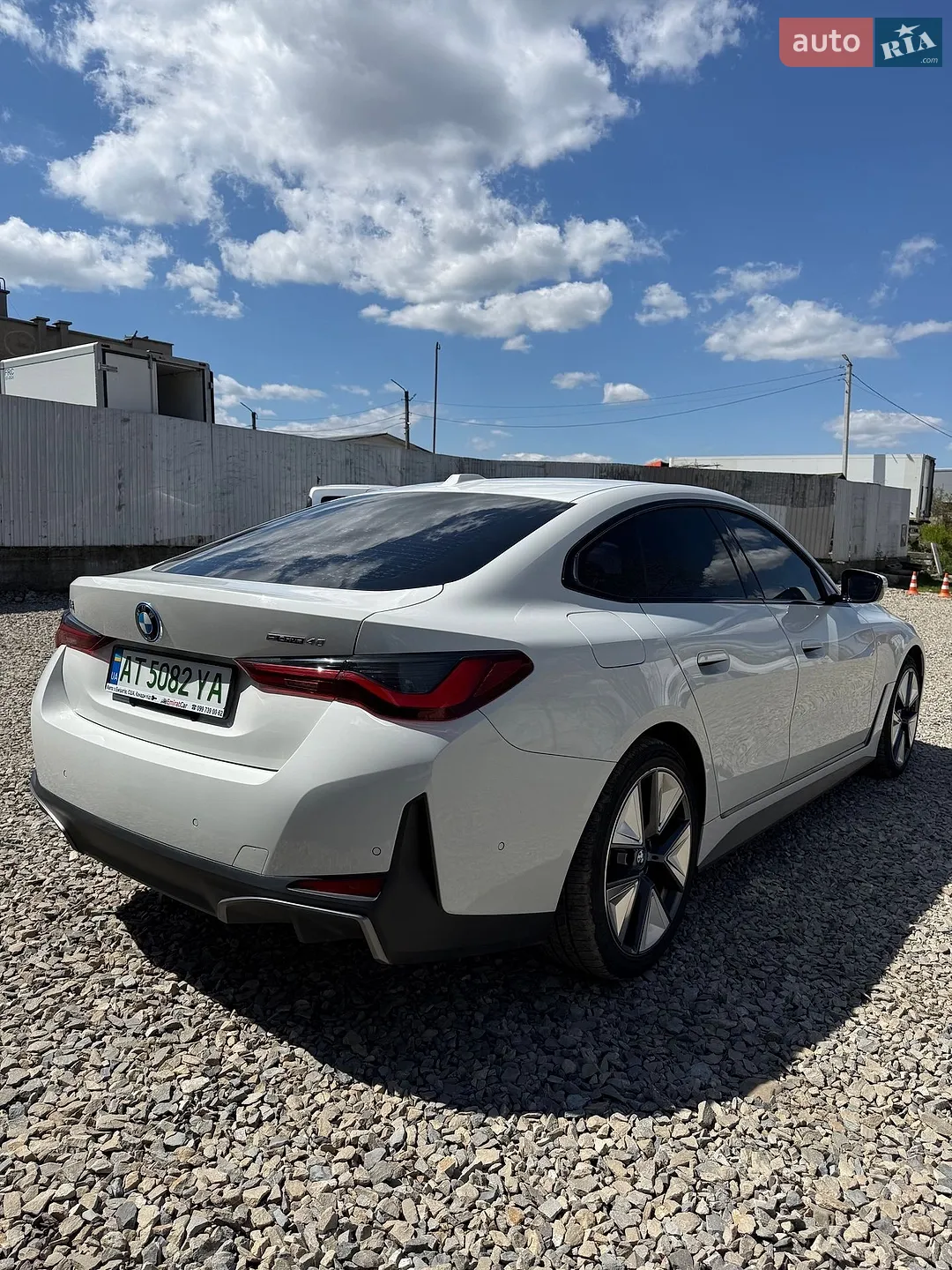 2022 BMW i4 - мініатюра 9