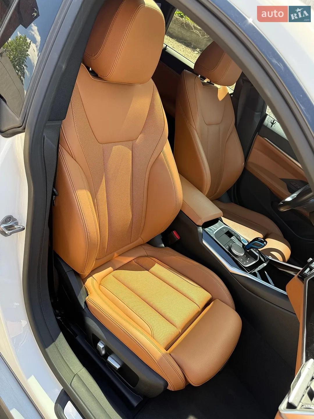 2022 BMW i4 - мініатюра 22