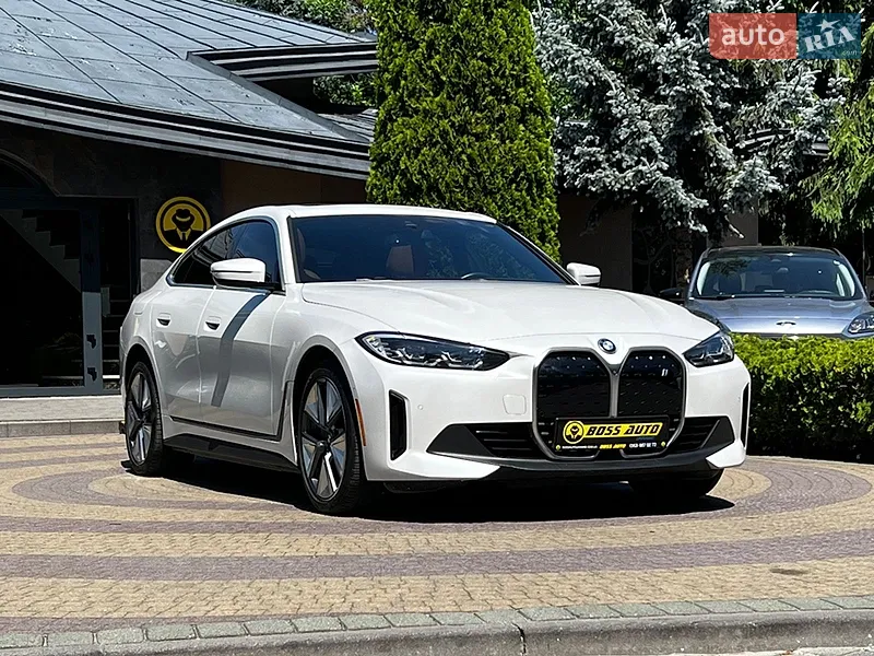 BMW i4 2023