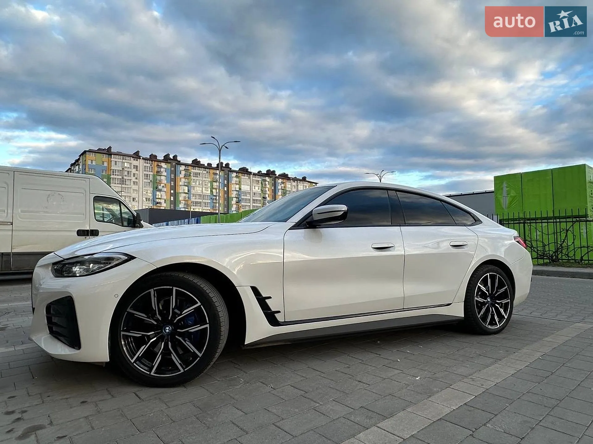 2022 BMW i4 - мініатюра 8