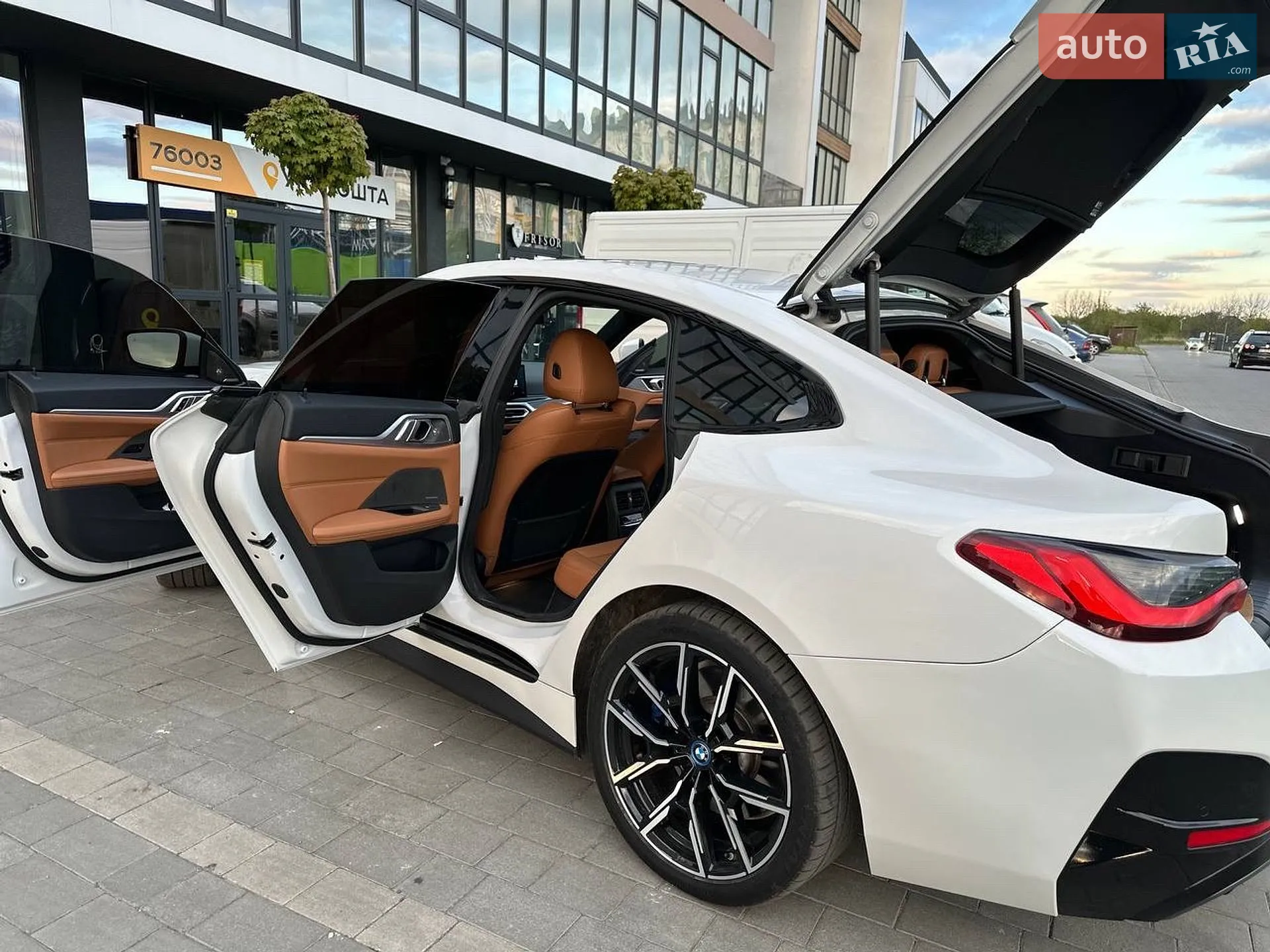 2022 BMW i4 - мініатюра 13