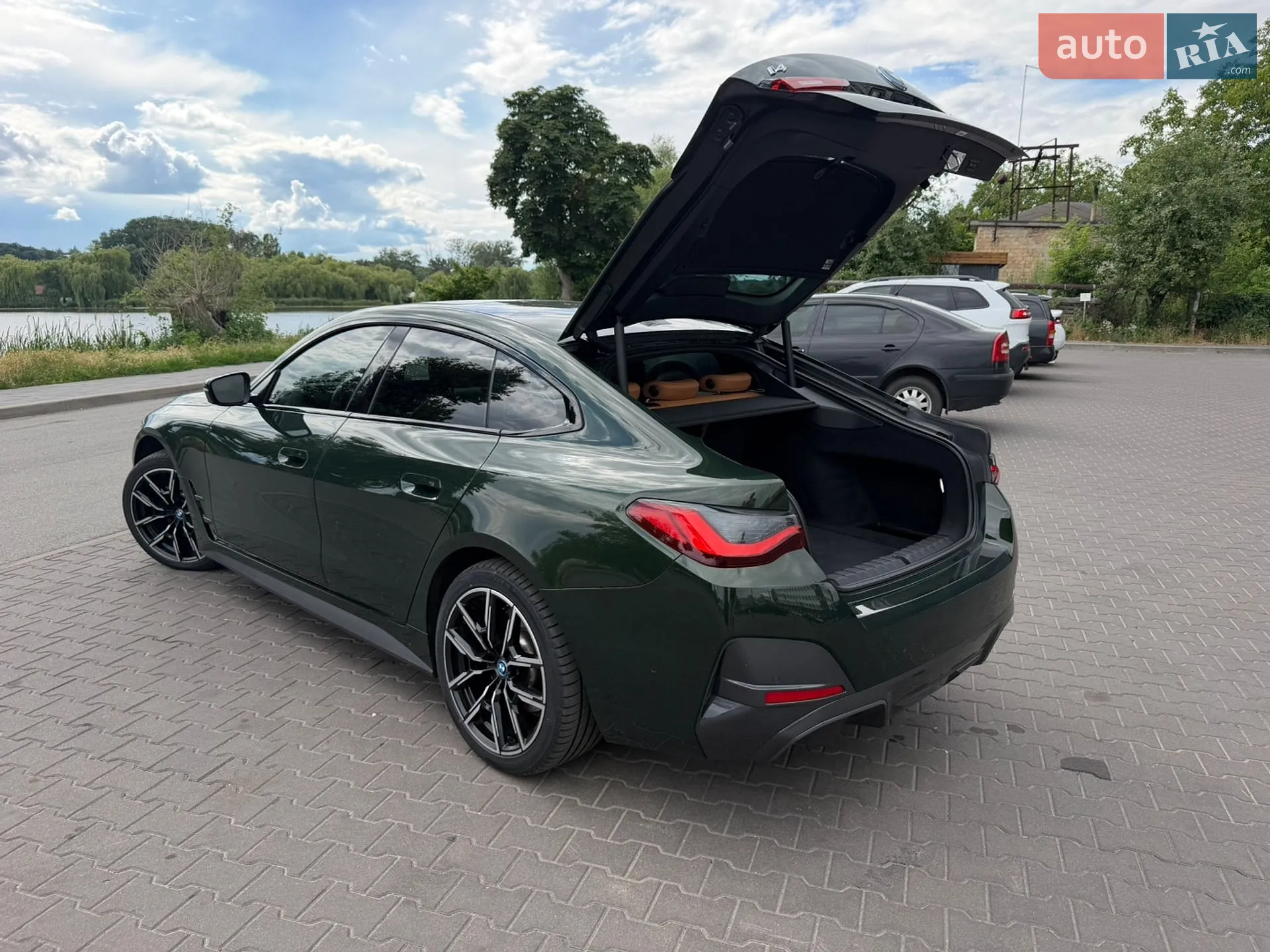 BMW i4 2023 VIN WBY73AW06RFS32808 фото оголошення 8 з 16