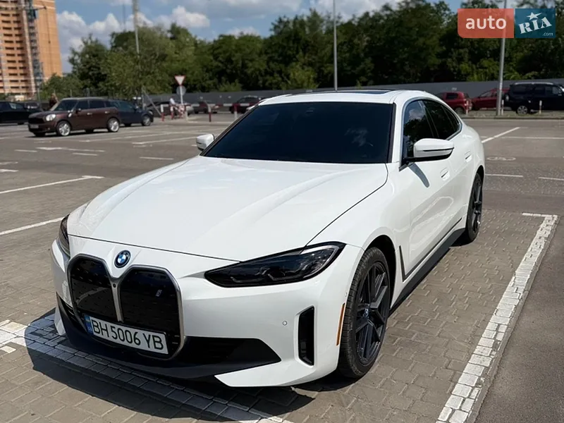 BMW i4 2023