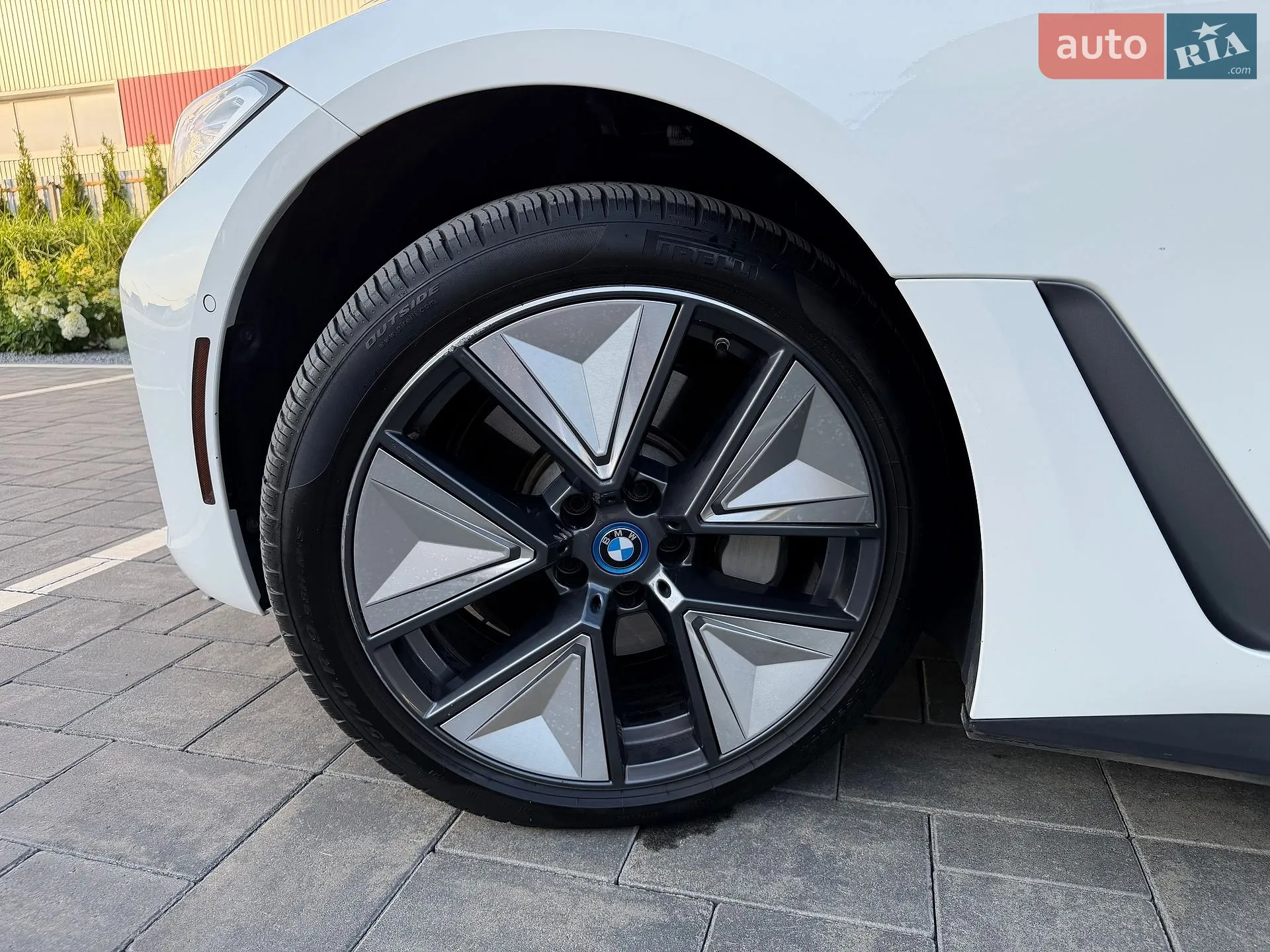 2024 BMW i4 - мініатюра 11