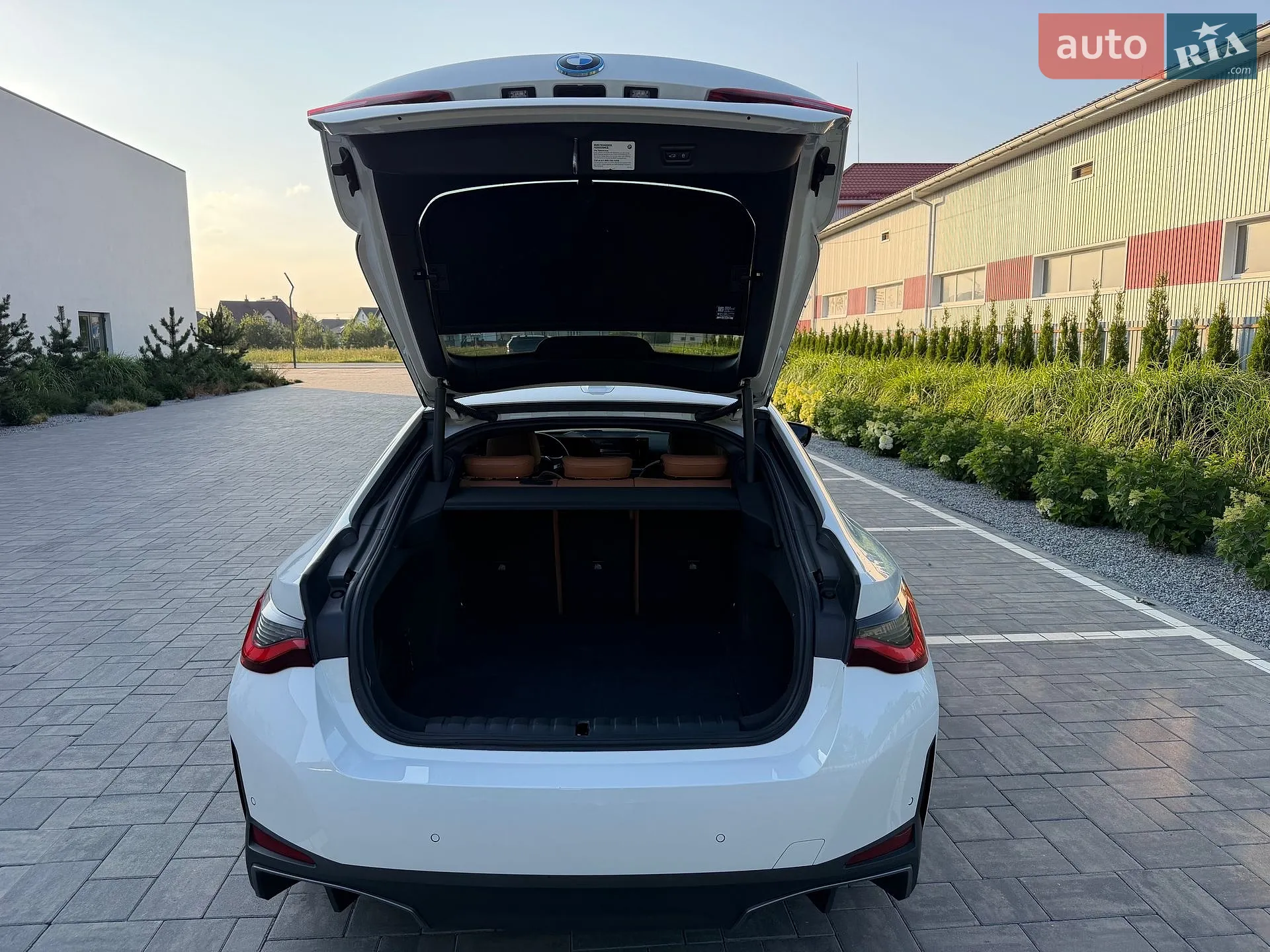 2024 BMW i4 - мініатюра 27
