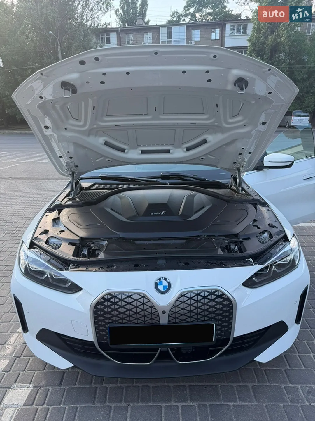 2023 BMW i4 - мініатюра 7