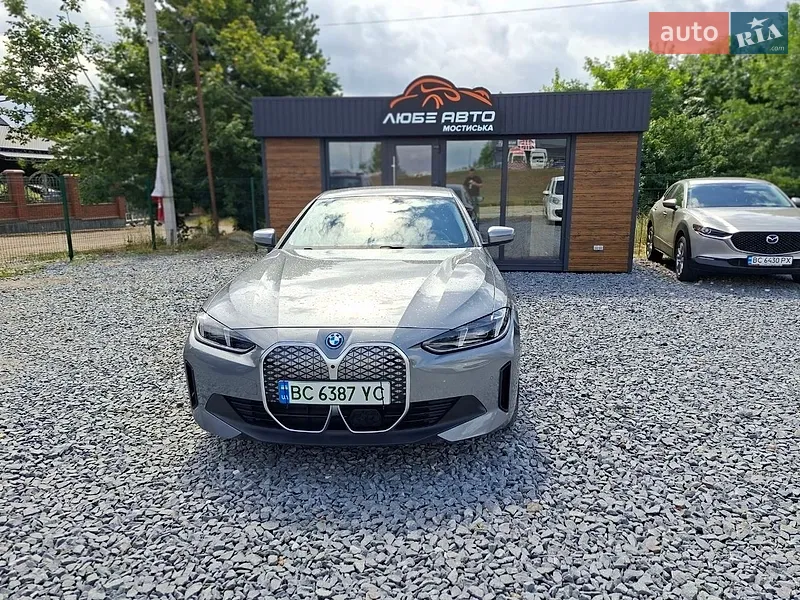 BMW i4