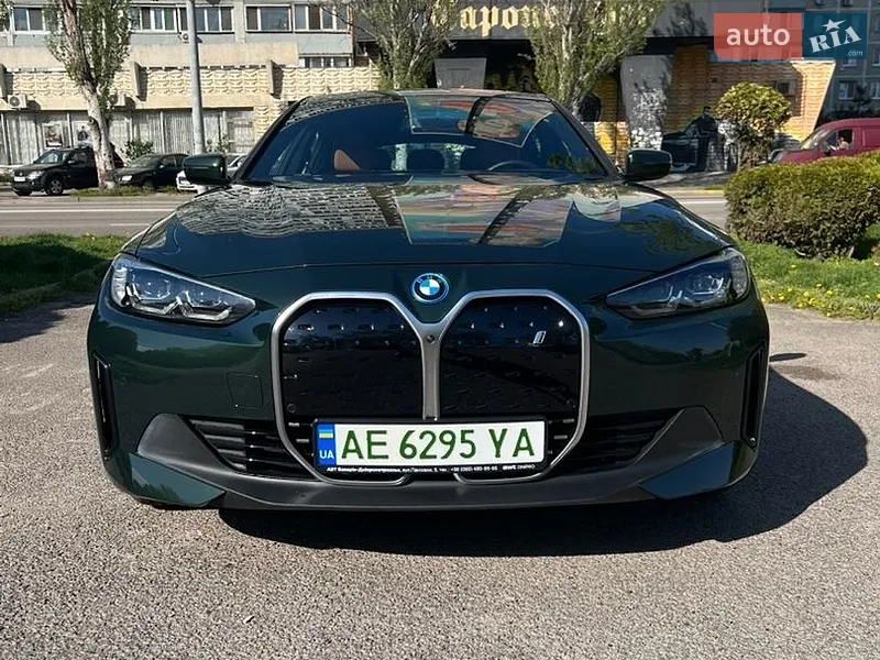 BMW i4 2023