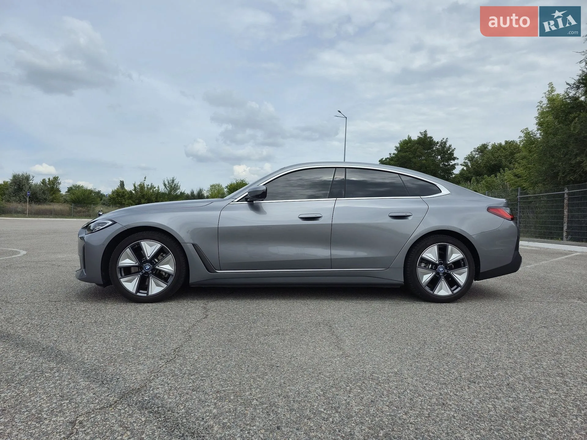 2023 BMW i4 - мініатюра 3