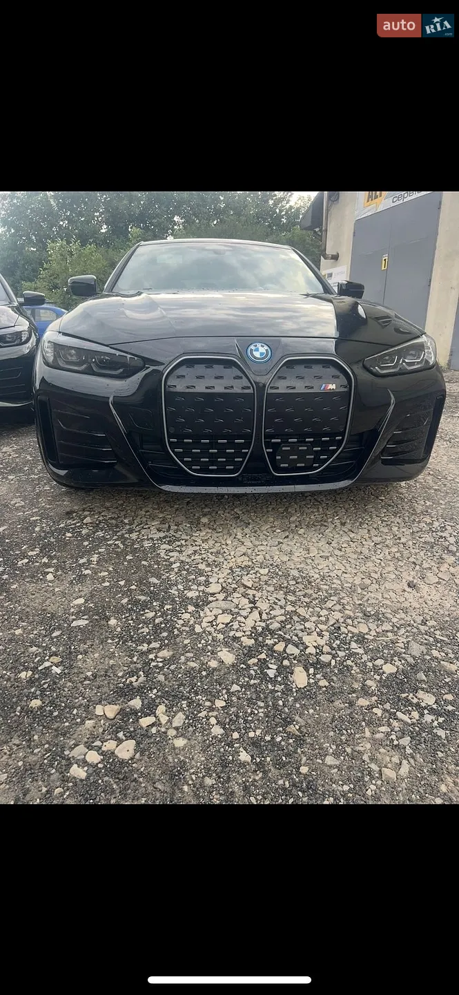 2024 BMW i4 - фото 1