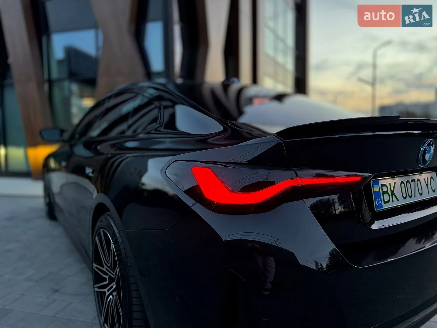 2023 BMW i4 - мініатюра 21