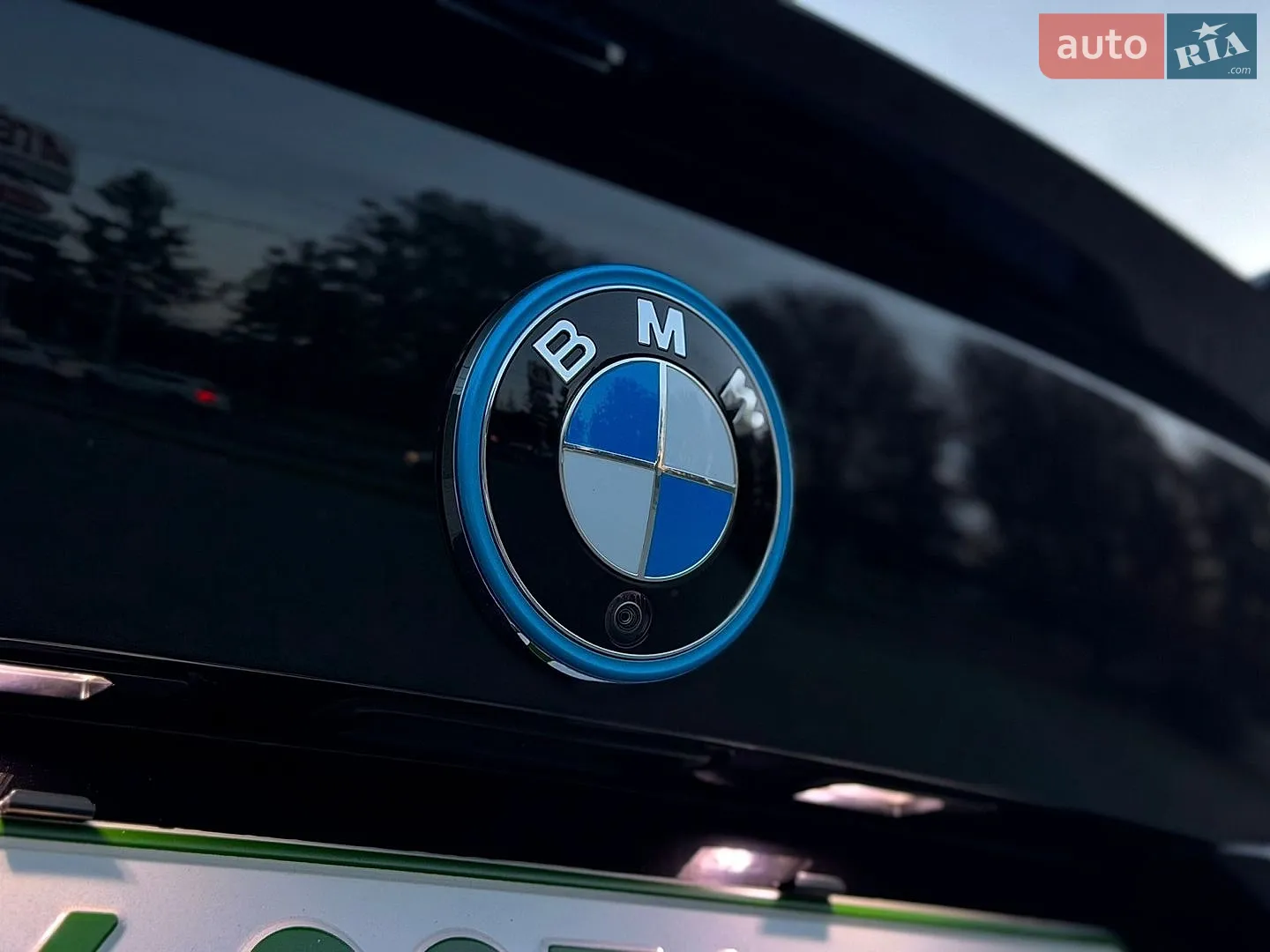 2023 BMW i4 - мініатюра 23