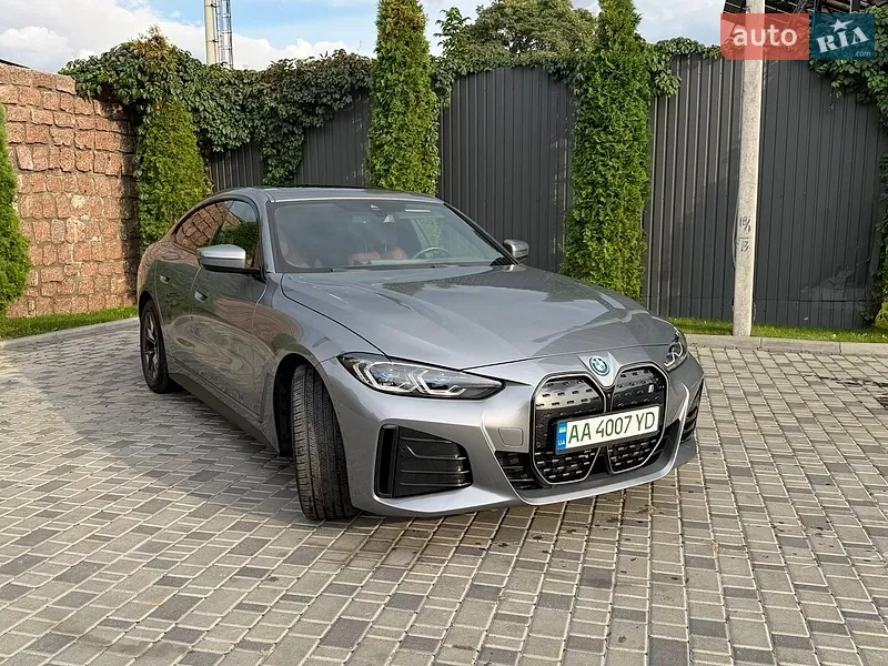 BMW i4