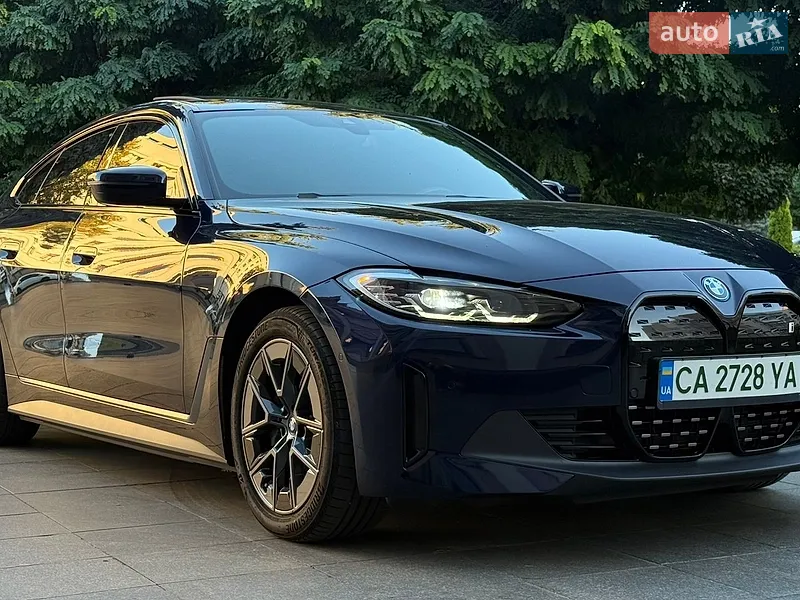 BMW i4