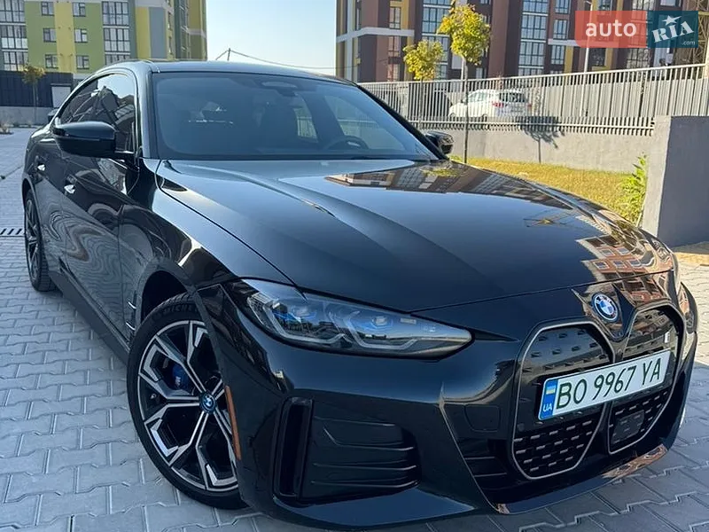 BMW i4