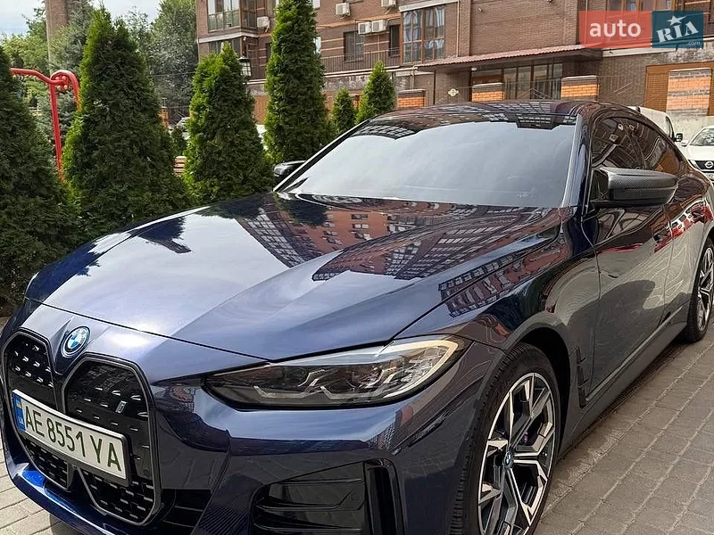 BMW i4