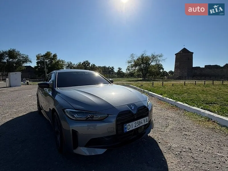 BMW i4