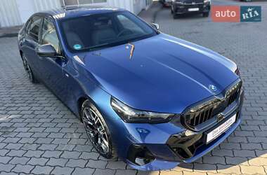 Седан BMW i5 2023 в Хмельницькому