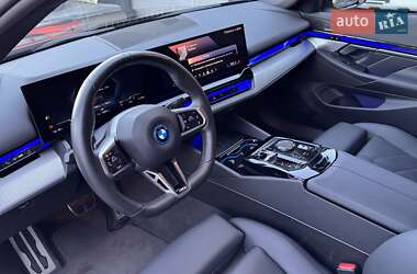 Седан BMW i5 2023 в Одесі