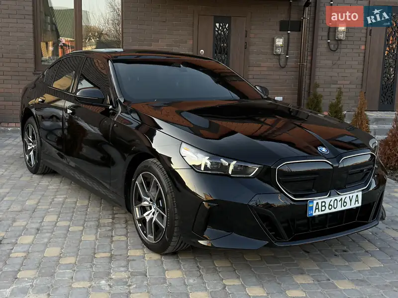 BMW i5 2024