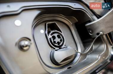 Седан BMW i5 2024 в 