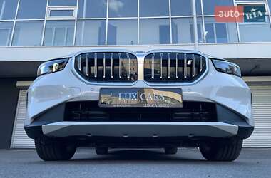 Седан BMW i5 2024 в 
